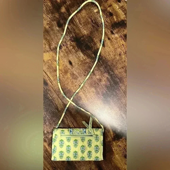 RETIRED: Vera Bradley | Ladies Citrus crossbody wallet with strap handbag. - Picture 2 of 14